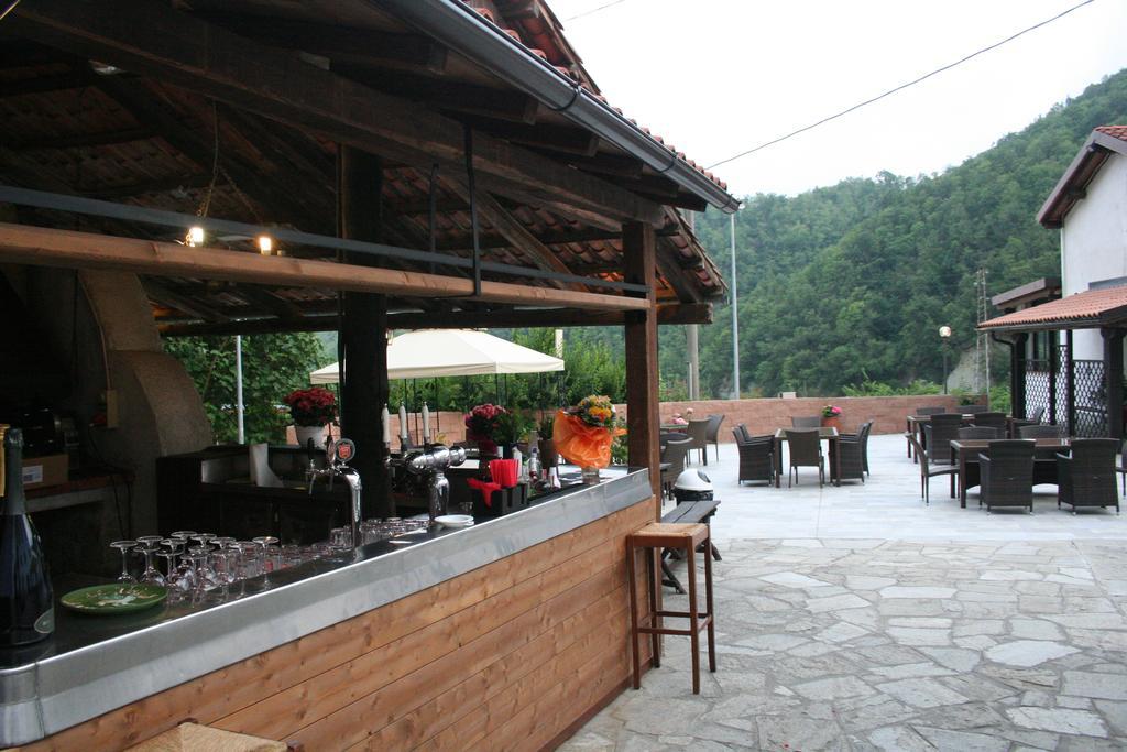 קאירו מונטנוטה Agriturismo Cascina Del Vai מראה חיצוני תמונה