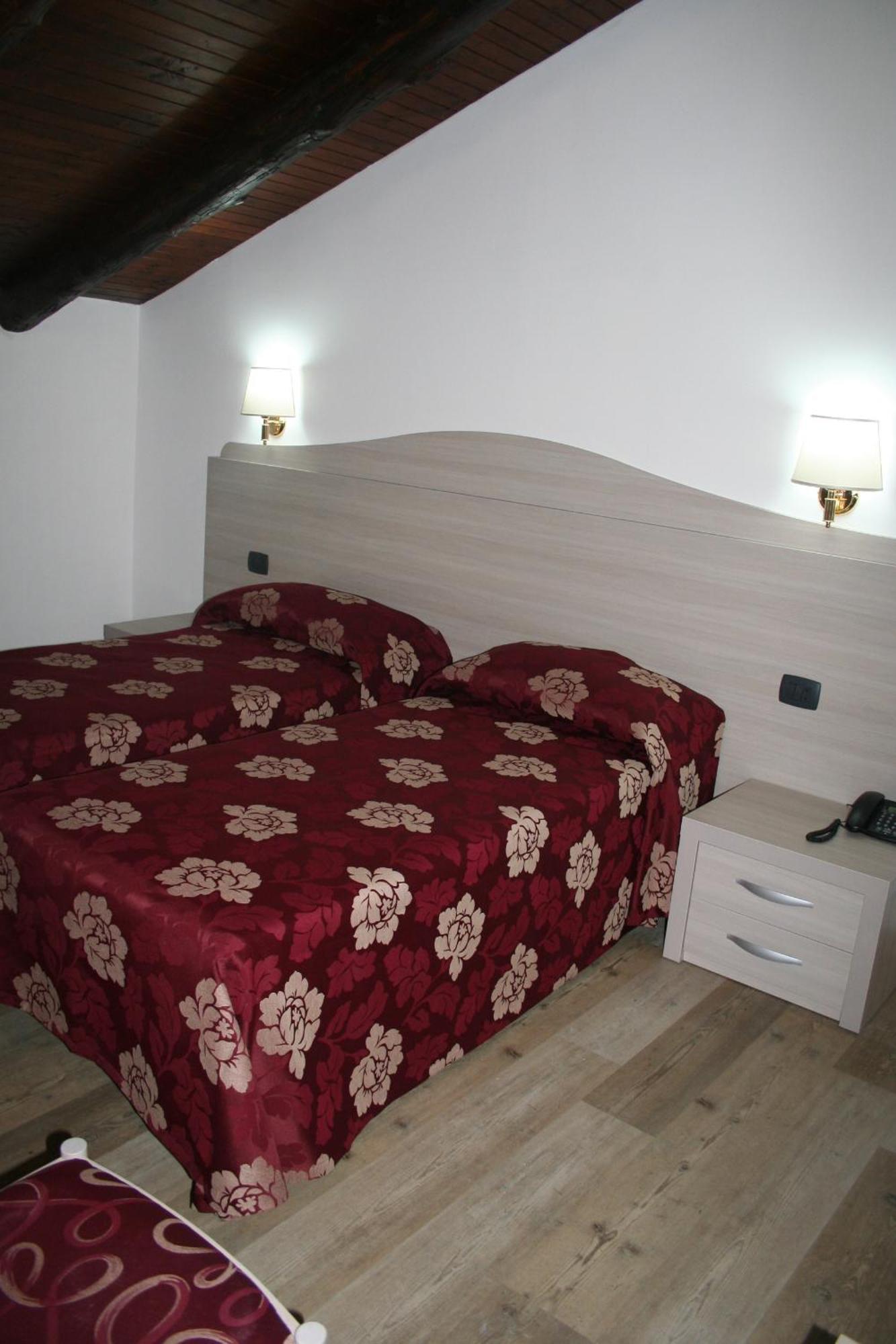 קאירו מונטנוטה Agriturismo Cascina Del Vai חדר תמונה