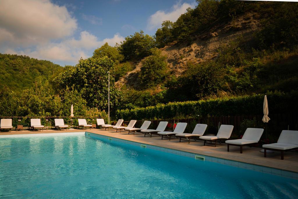 קאירו מונטנוטה Agriturismo Cascina Del Vai מראה חיצוני תמונה