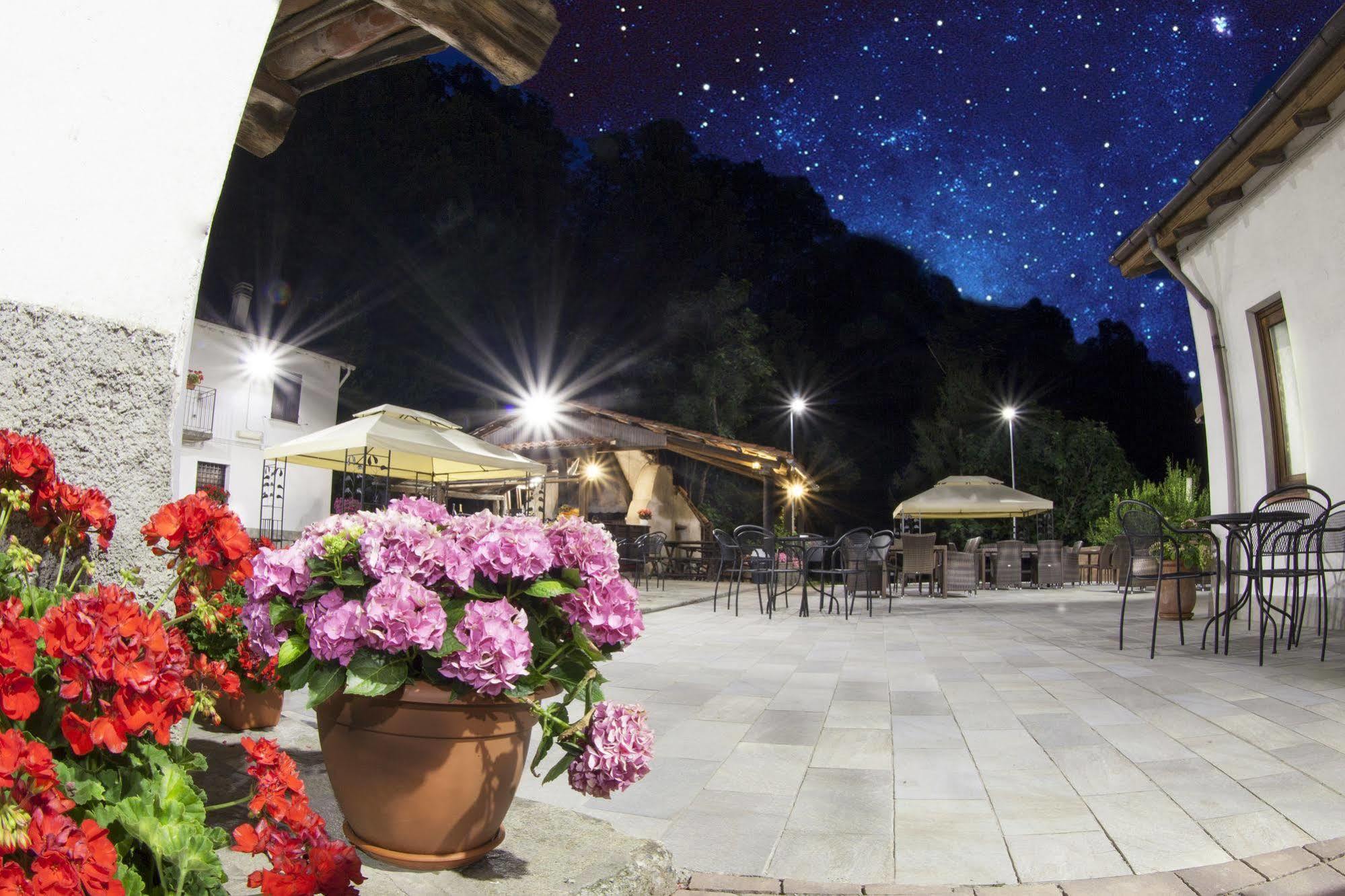קאירו מונטנוטה Agriturismo Cascina Del Vai מראה חיצוני תמונה